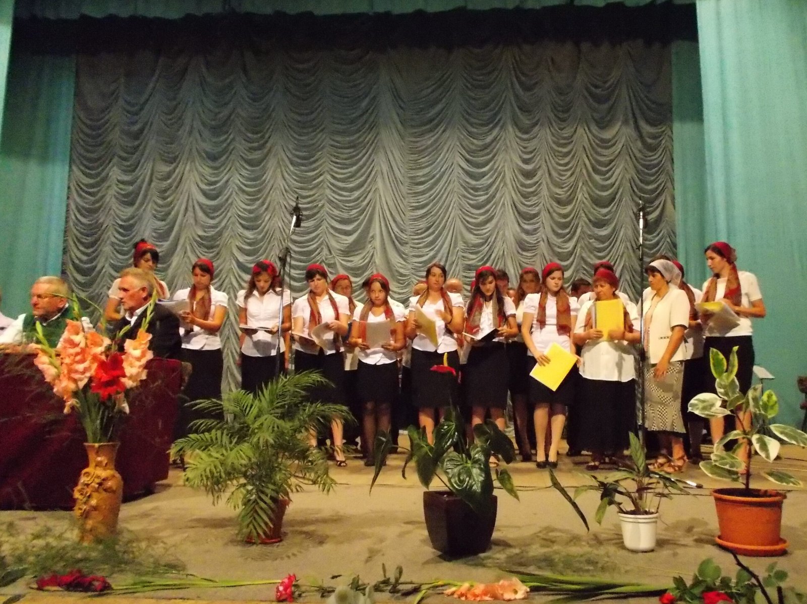 Corul Asociatiei la adunarea anuala de incurajare din Suceava in 12 August 2012
